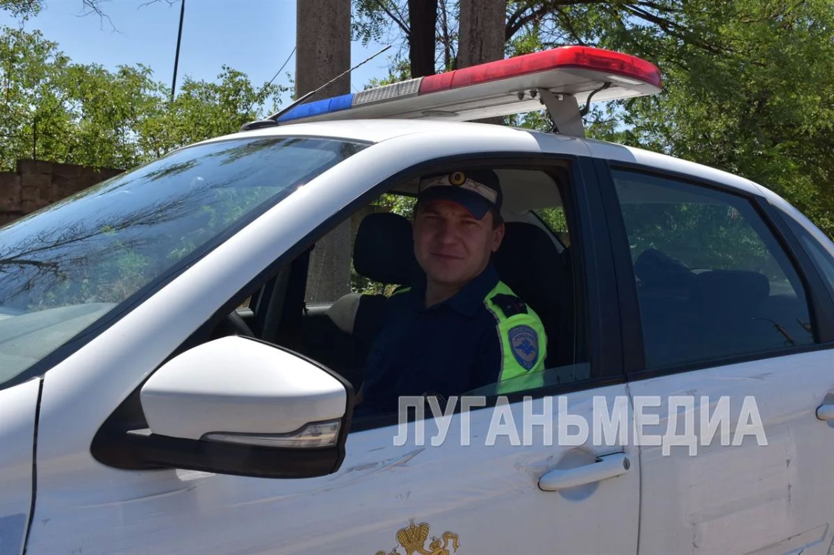 3 июля – День ГИБДД. Профессиональный праздник – отличный повод ближе познакомиться с теми, кто ежедневно обеспечивает порядок и безопасность на дорогах ЛНР 3 июля – День ГИБДД. Профессиональный праздник – отличный повод ближе познакомиться с теми, кто ежедневно обеспечивает порядок и безопасность на дорогах ЛНР