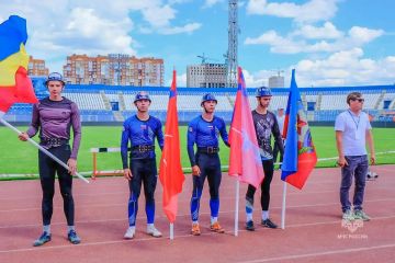Спортсмены сборной Главного управления МЧС России по Луганской Народной Республике завоевали золотые медали в личном зачете на Межрегиональных соревнованиях по пожарно-спасательному спорту