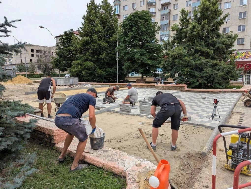 В рамках федерального проекта «Формирование комфортной городской среды» национального проекта «Инфраструктура для жизни», который поддерживается Президентом России Владимиром Путиным, Главой республики Леонидом Пасечником, а... В рамках федерального проекта «Формирование комфортной городской среды» национального проекта «Инфраструктура для жизни», который поддерживается Президентом России Владимиром Путиным, Главой республики Леонидом Пасечником, а...