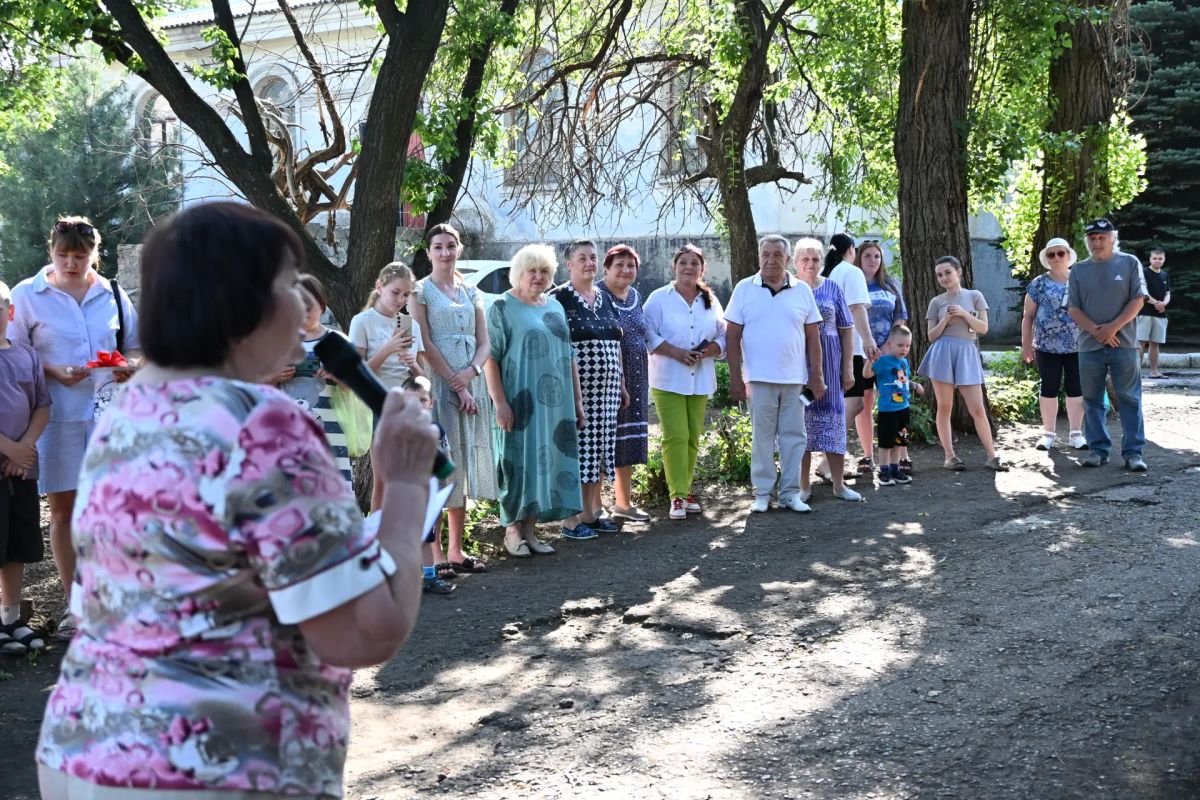 В Анненке зазвенел детский смех: новая площадка открыла сезон счастья В Анненке зазвенел детский смех: новая площадка открыла сезон счастья