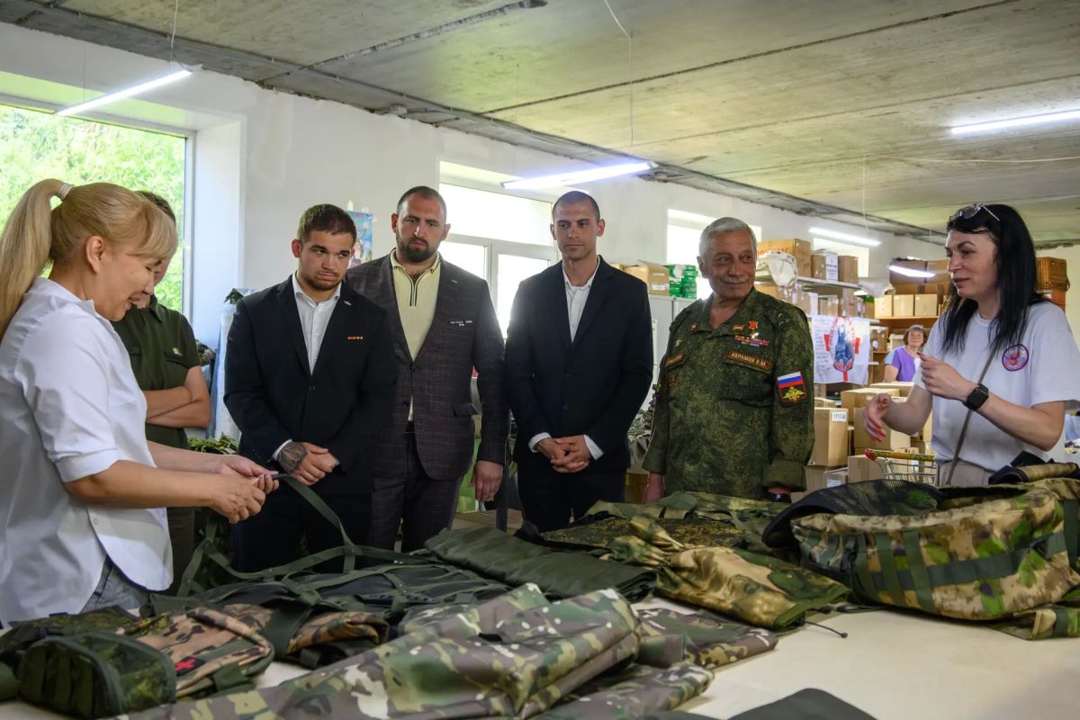 Дарья Лантратова: Они были за рулем экипажей в Волгограде, Воронеже, Мурманске, Смоленске Дарья Лантратова: Они были за рулем экипажей в Волгограде, Воронеже, Мурманске, Смоленске