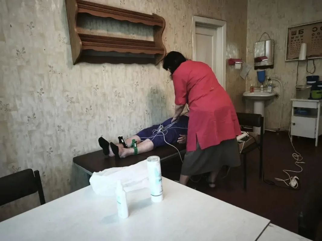 "Здоровье для каждого": Выездная бригада Кировской ЦГМБ провела приём жителей пгт "Здоровье для каждого": Выездная бригада Кировской ЦГМБ провела приём жителей пгт