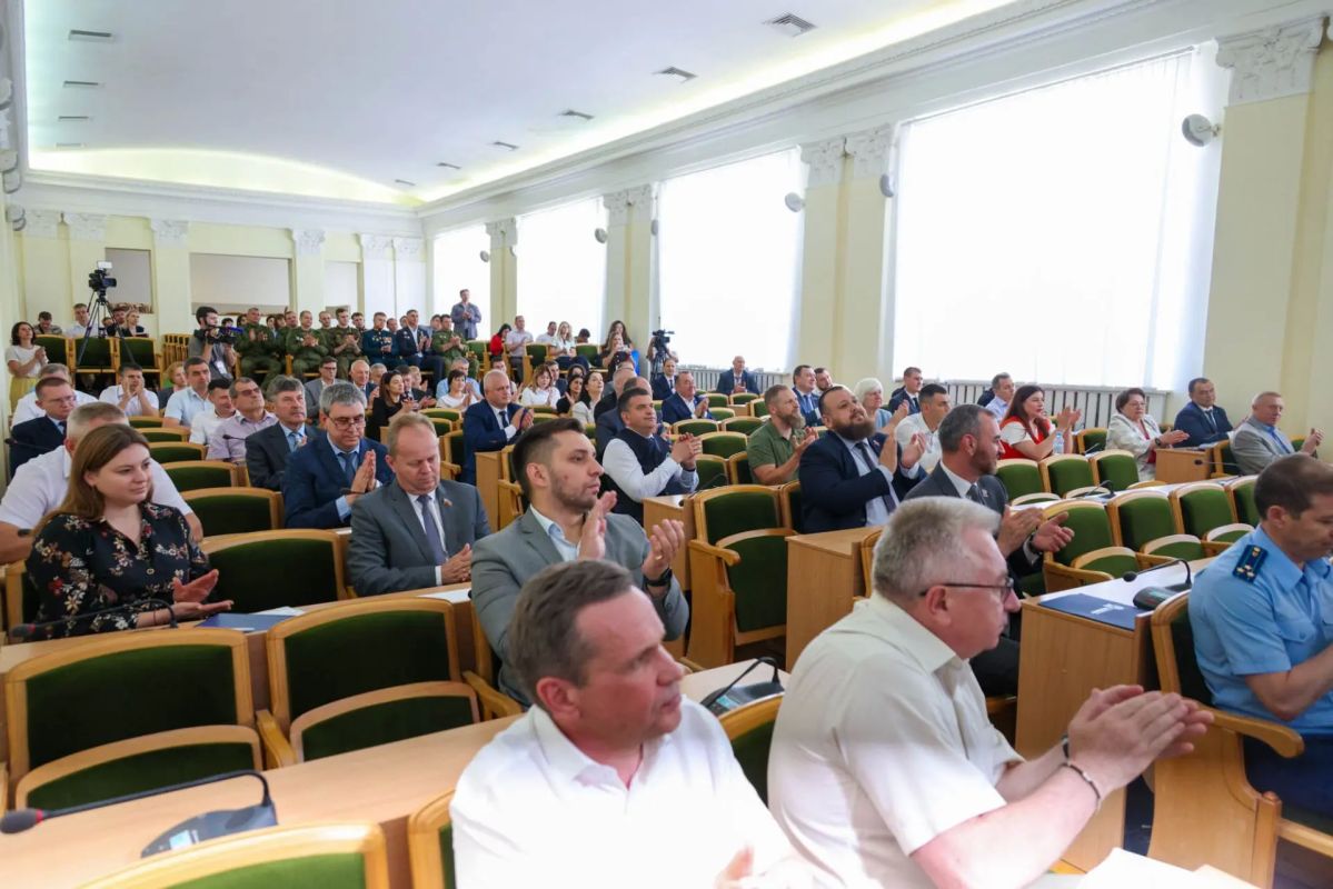Галина Дуброва: О важном – здоровье в ЛНР. На заседании Народного Совета заслушали отчет Правительства ЛНР за 2025 год, который представил Глава республики Леонид Пасечник Галина Дуброва: О важном – здоровье в ЛНР. На заседании Народного Совета заслушали отчет Правительства ЛНР за 2025 год, который представил Глава республики Леонид Пасечник