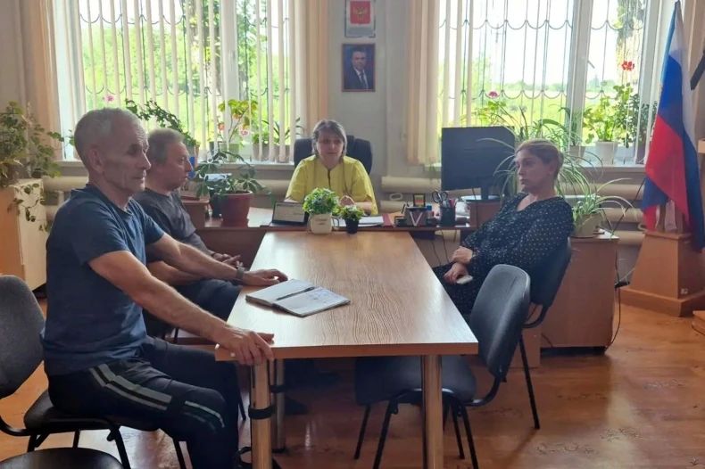 Актив поселка Шахтерский обсудил ключевые вопросы жизнедеятельности и развития