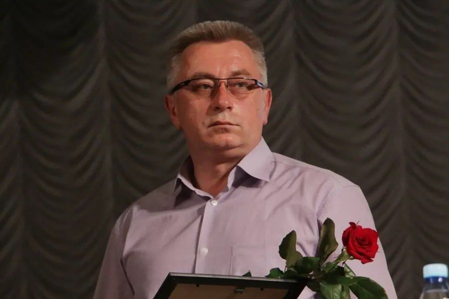 Сегодня день рождения отмечает руководитель Администрации Главы Луганской Народной Республики Олег Иванович Черноусов