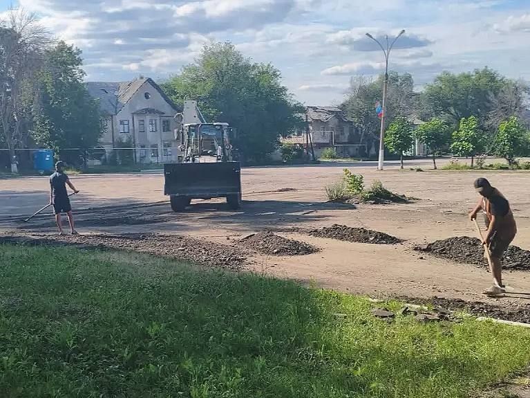 Сергей Колягин: В городском округе город Первомайск завершается очередной этап текущего ремонта автомобильных дорог. Сергей Колягин: В городском округе город Первомайск завершается очередной этап текущего ремонта автомобильных дорог.