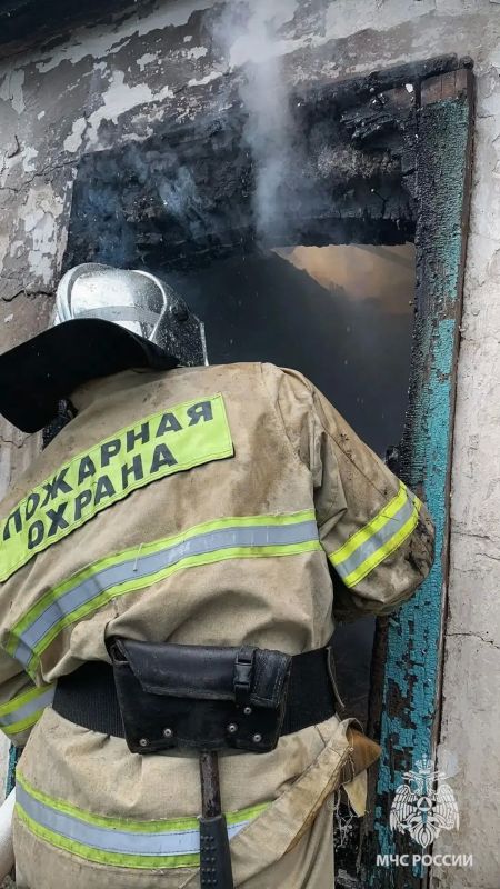 Спасатели МЧС России оперативно ликвидировали пожар в частном секторе Свердловского округа Спасатели МЧС России оперативно ликвидировали пожар в частном секторе Свердловского округа