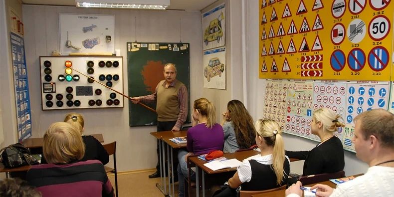 ОБЗОР ПРЕССЫ «ДОНБАСС ВОСТОЧНЫЙ»: «Просто спроси» ОБЗОР ПРЕССЫ «ДОНБАСС ВОСТОЧНЫЙ»: «Просто спроси»