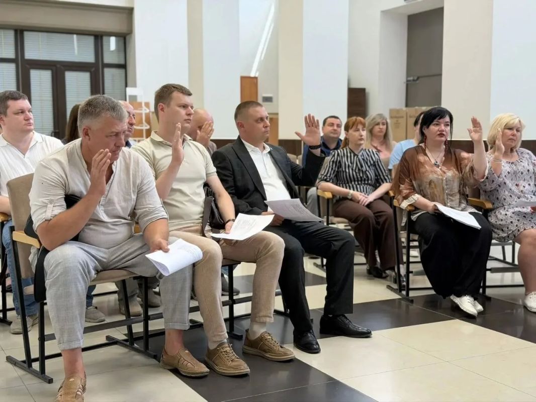 Фракция партии «ЕДИНАЯ РОССИЯ» в Совете депутатов Северодонецка отчиталась о работе в I полугодии Фракция партии «ЕДИНАЯ РОССИЯ» в Совете депутатов Северодонецка отчиталась о работе в I полугодии
