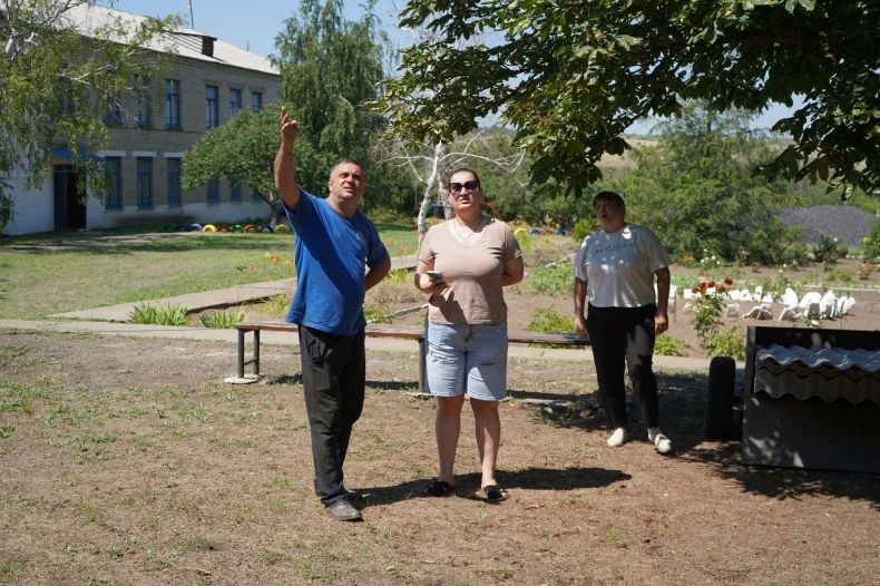 В Павловском УВК укладывают новую кровлю В Павловском УВК укладывают новую кровлю
