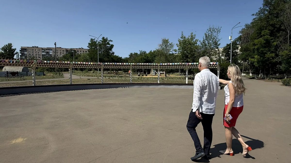 Реакция на отзывы. Совместно с заместителем Татьяной Галушкиной вышли в парк имени «Молодой гвардии» Реакция на отзывы. Совместно с заместителем Татьяной Галушкиной вышли в парк имени «Молодой гвардии»