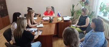 В Краснодонском муниципальном округе обсудили вопросы социальной поддержки семей