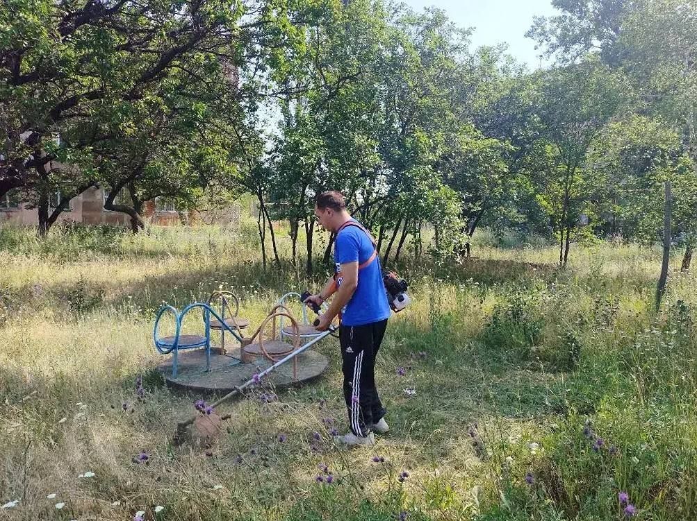 Сергей Колягин: Благоустройство общественных зон — одна из приоритетных задач в нашем муниципалитете, и в ее реализации активно участвуют как коммунальные службы, так и общественность Сергей Колягин: Благоустройство общественных зон — одна из приоритетных задач в нашем муниципалитете, и в ее реализации активно участвуют как коммунальные службы, так и общественность
