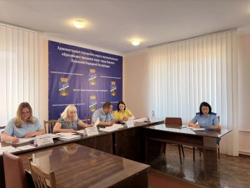 В фокусе — благополучие подрастающего поколения: в Кировске состоялось очередное заседание Комиссии по делам несовершеннолетних