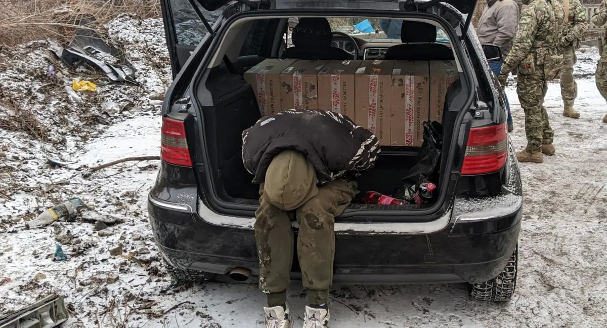 Осуждены двое жителей республики за организацию канала доставки и сбыта контрафактной продукции