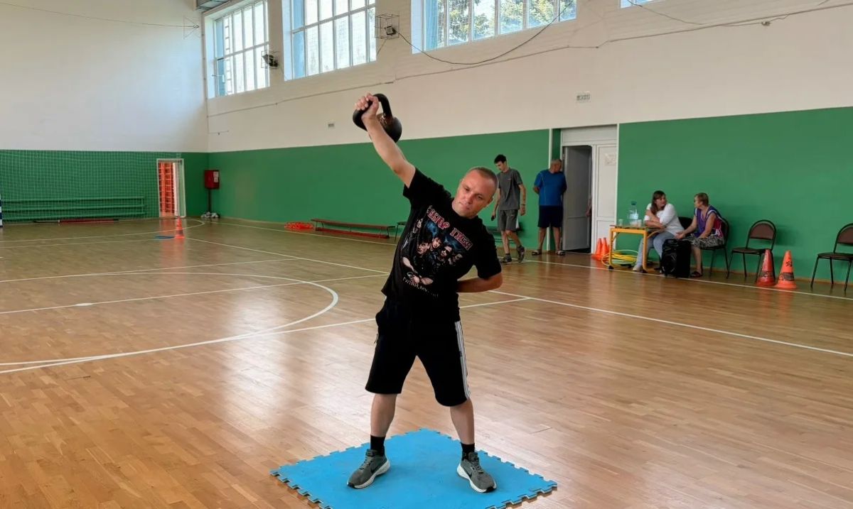 В Лутугино состоялось физкультурное мероприятие «Мама, папа, я – спортивная семья» В Лутугино состоялось физкультурное мероприятие «Мама, папа, я – спортивная семья»