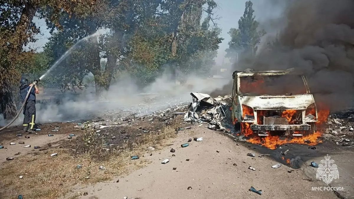 Два прилета за полчаса: в Рубежном спасатели тушили пожары из-за дронов ВФУ