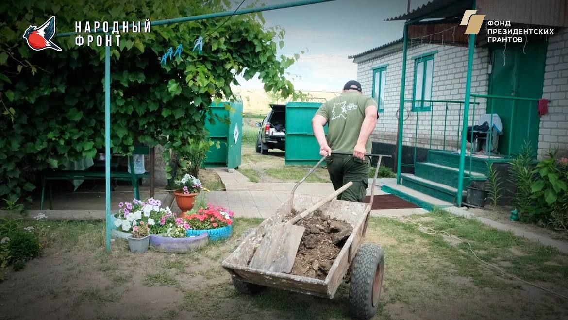 В Червоном Жовтне произошли паводки, которые нанесли ущерб многим домам В Червоном Жовтне произошли паводки, которые нанесли ущерб многим домам