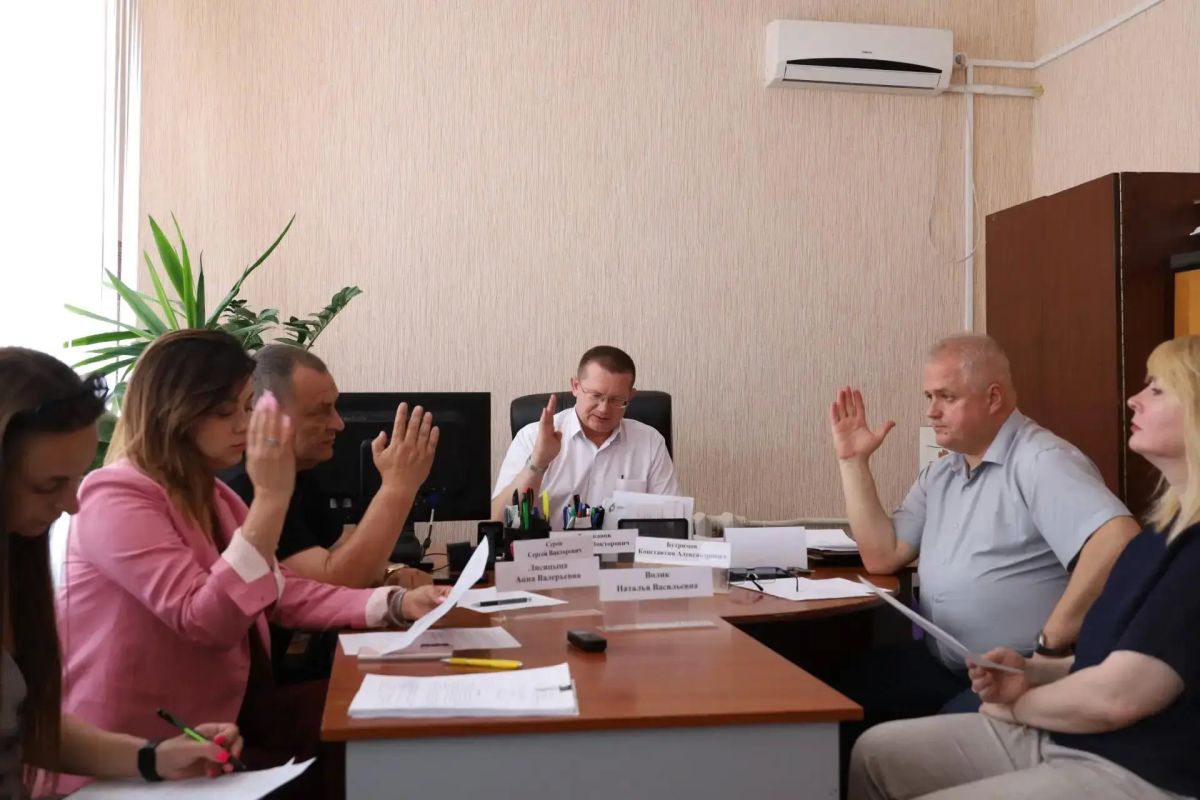 В Комитете по инфраструктуре рассмотрели вопросы функционирования автобусного маршрута № 136 в Луганске