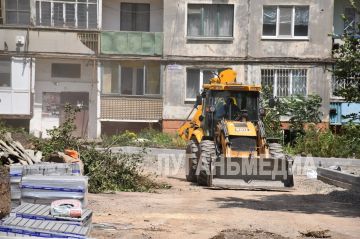 Капитальное восстановление внутриквартальных дорог ведется в Краснодоне
