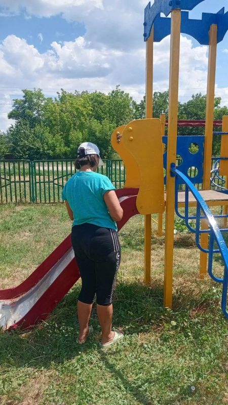 Детская площадка в Третьяковке заиграла новыми красками Детская площадка в Третьяковке заиграла новыми красками