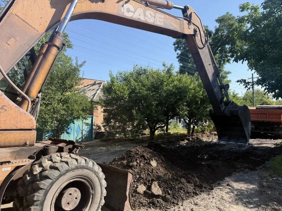 Ульяновские дорожники приступили к капитальному ремонту улицы Маяковского в Лутугино Ульяновские дорожники приступили к капитальному ремонту улицы Маяковского в Лутугино