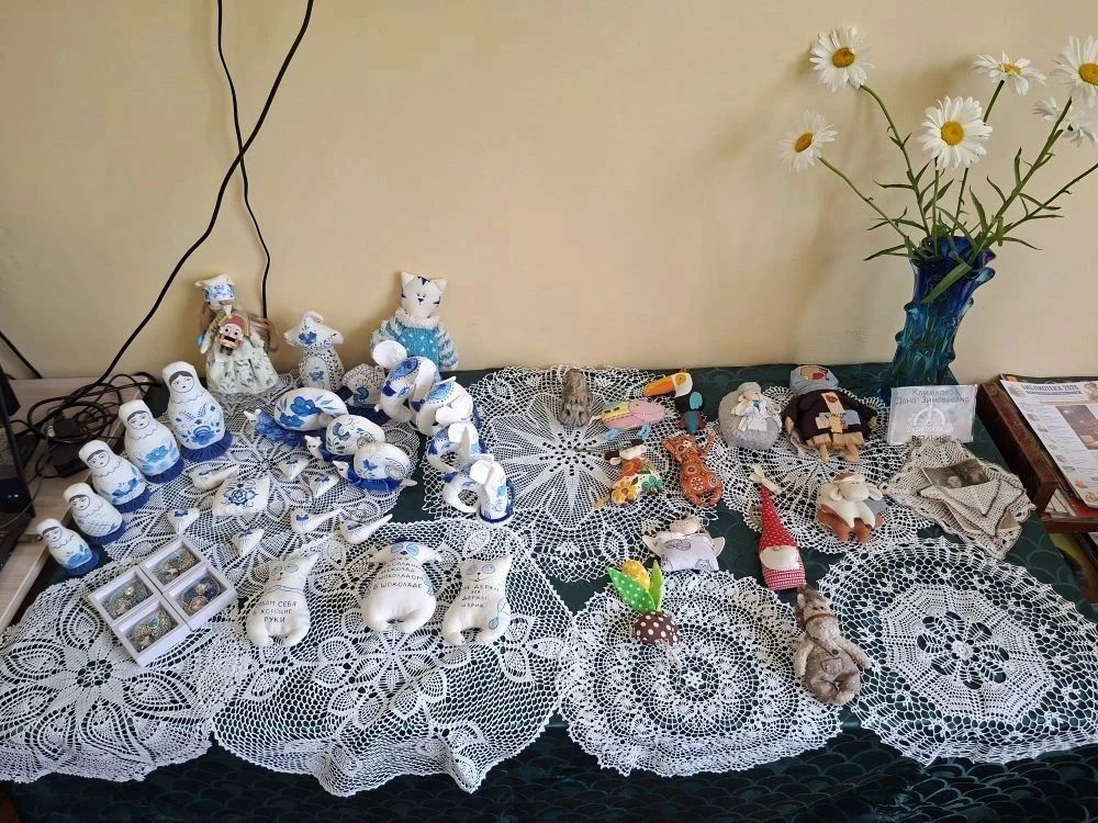 9 июля в Молодогвардейской городской библиотеке состоялся Вечер трудовых династий «Счастье в труде», организованный советом женщин Краснодонского муниципального округа Луганского регионального отделения Общероссийской... 9 июля в Молодогвардейской городской библиотеке состоялся Вечер трудовых династий «Счастье в труде», организованный советом женщин Краснодонского муниципального округа Луганского регионального отделения Общероссийской...