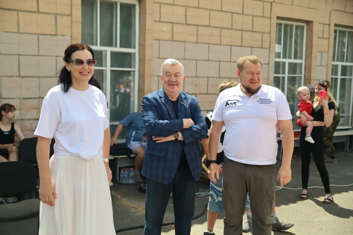 Праздник двора объединил луганчан в Большой Вергунке Праздник двора объединил луганчан в Большой Вергунке