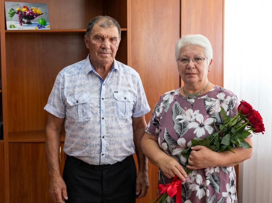 По поручению Верховного главнокомандующего вооруженных сил Российской Федерации, Президента Владимира Владимировича Путина, вручили награды семьям погибших участников специальной военной операции По поручению Верховного главнокомандующего вооруженных сил Российской Федерации, Президента Владимира Владимировича Путина, вручили награды семьям погибших участников специальной военной операции