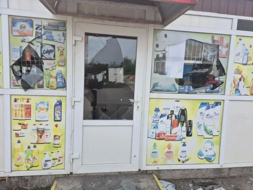 Шесть муниципалитетов ЛНР за минувшие сутки подверглись атакам украинских беспилотников Шесть муниципалитетов ЛНР за минувшие сутки подверглись атакам украинских беспилотников