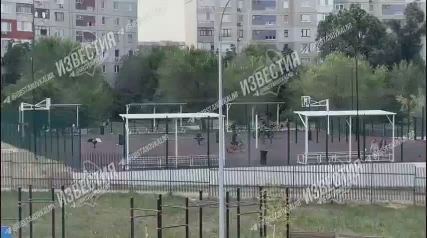 В Луганске установили личности подростков, которые устроили мотозаезд на детской площадке в квартале Ольховском