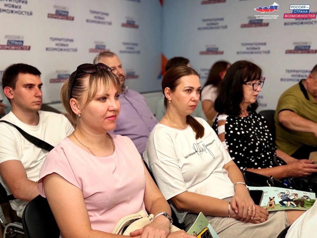 Один в поле не воин: Президентская платформа помогает госслужащим ЛНР успешно преодолеть современные вызовы Один в поле не воин: Президентская платформа помогает госслужащим ЛНР успешно преодолеть современные вызовы