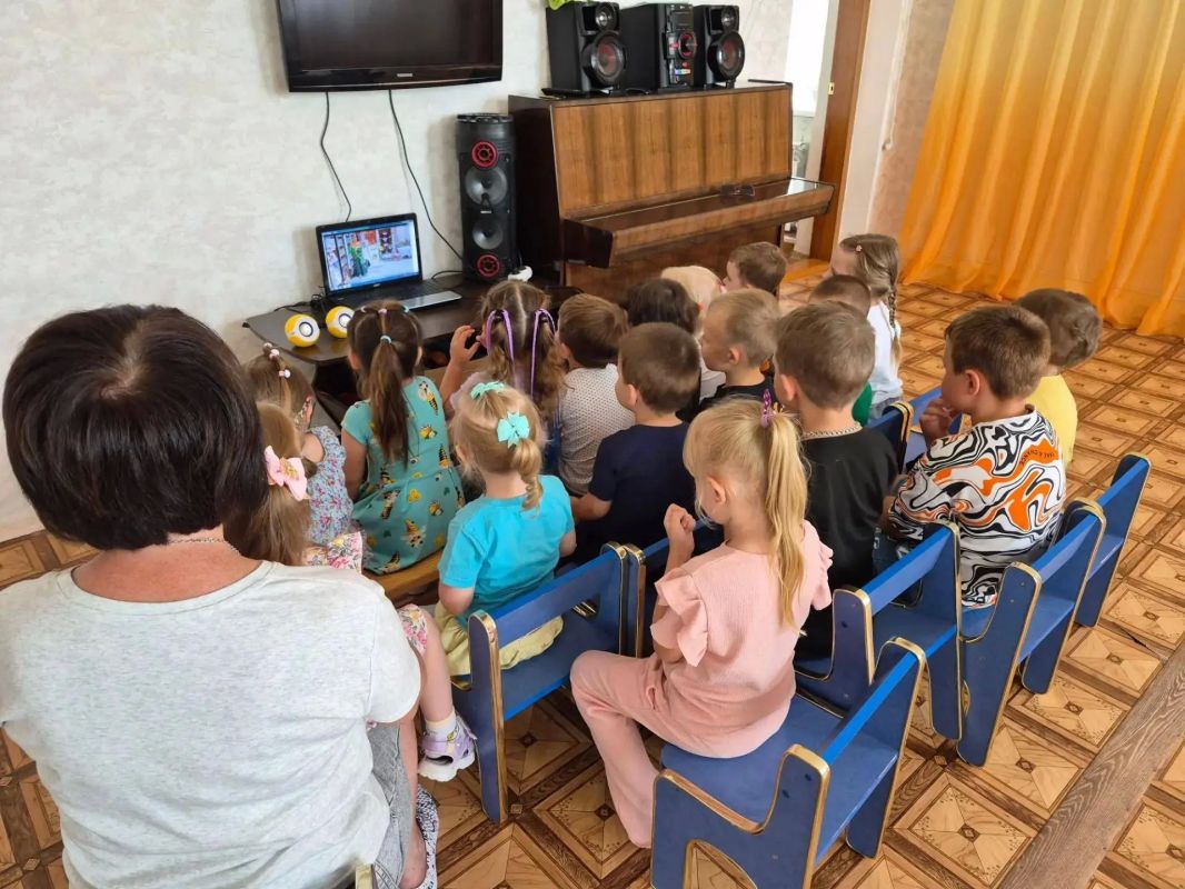 Оренбуржцы организовали увлекательные мероприятия для юных перевальчан Оренбуржцы организовали увлекательные мероприятия для юных перевальчан