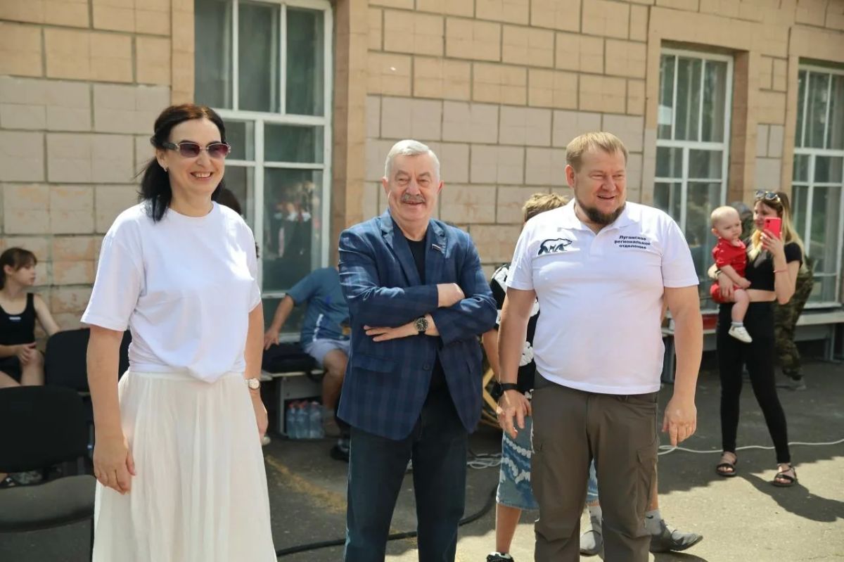 Праздник двора объединил луганчан в Большой Вергунке Праздник двора объединил луганчан в Большой Вергунке