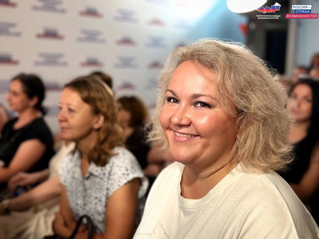 Один в поле не воин: Президентская платформа помогает госслужащим ЛНР успешно преодолеть современные вызовы Один в поле не воин: Президентская платформа помогает госслужащим ЛНР успешно преодолеть современные вызовы