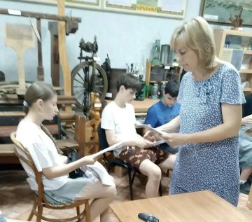 Дети из Антрацита прошли профориентацию во время летнего отдыха