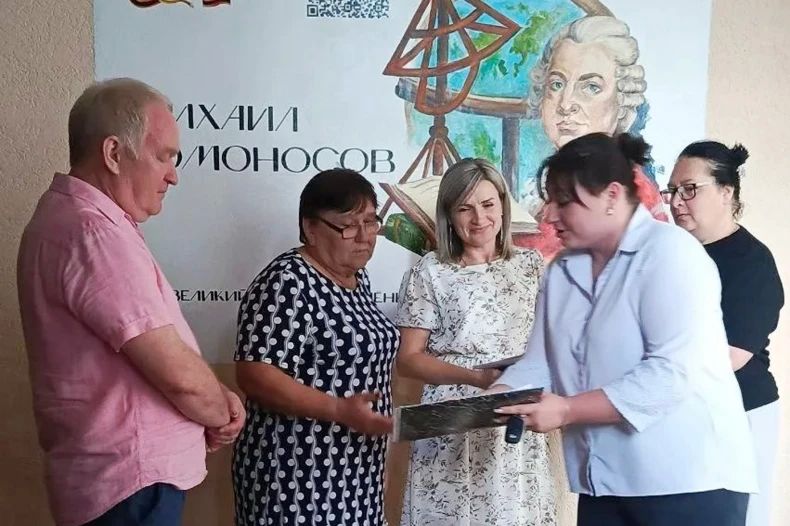 Штаб общественного контроля проверил ход ремонтных работ в образовательных учреждениях Штаб общественного контроля проверил ход ремонтных работ в образовательных учреждениях