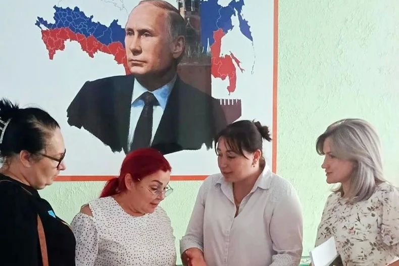 Штаб общественного контроля проверил ход ремонтных работ в образовательных учреждениях Штаб общественного контроля проверил ход ремонтных работ в образовательных учреждениях