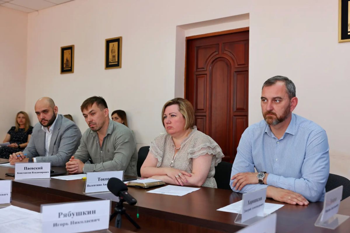 В профильном комитете Народного Совета обсудили обеспечение экономической стабильности ООО «Литмаш» – Сергей Диденко В профильном комитете Народного Совета обсудили обеспечение экономической стабильности ООО «Литмаш» – Сергей Диденко