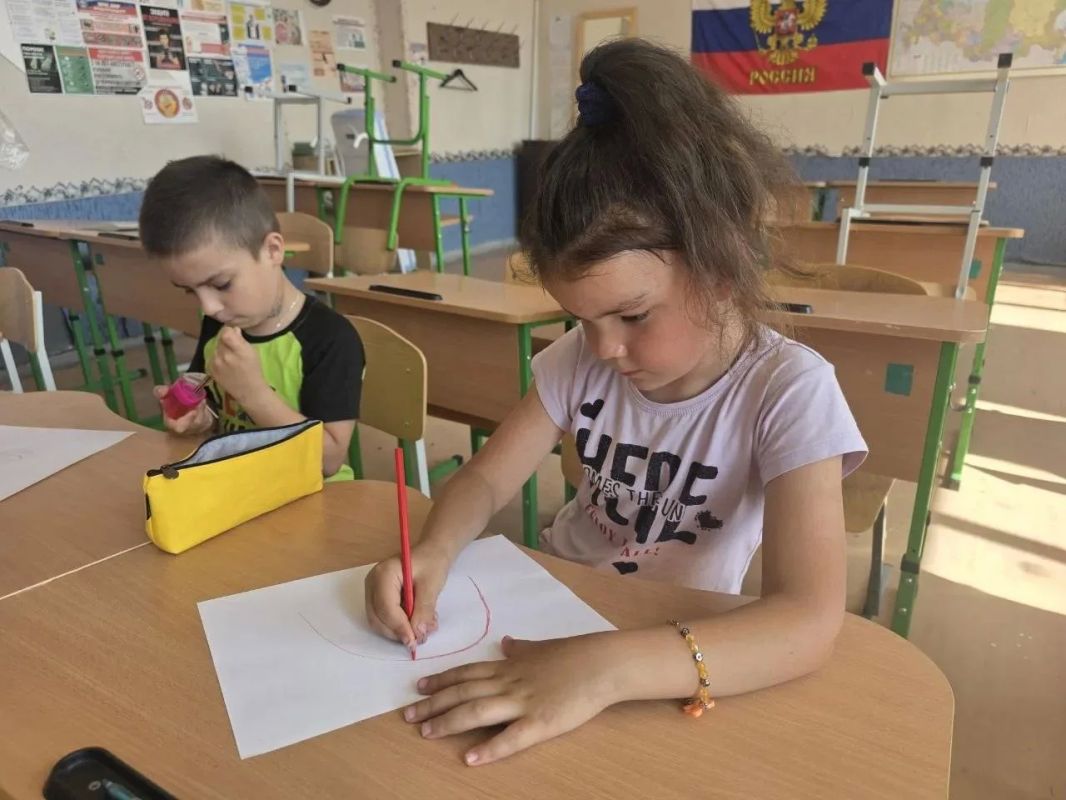 «Лучик заботы»: как юные волонтеры согревают сердца в Рубежном «Лучик заботы»: как юные волонтеры согревают сердца в Рубежном