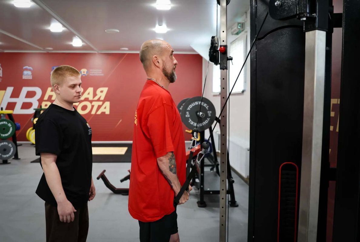 Леонид Пасечник: В Луганске появился зал адаптивного спорта «Новая высота» Леонид Пасечник: В Луганске появился зал адаптивного спорта «Новая высота»