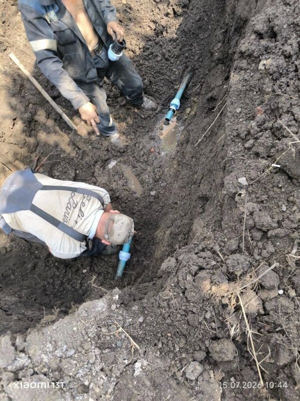 В Красном Луче ежедневно ведутся работы по благоустройству В Красном Луче ежедневно ведутся работы по благоустройству