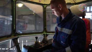 30 метров над уровнем цеха