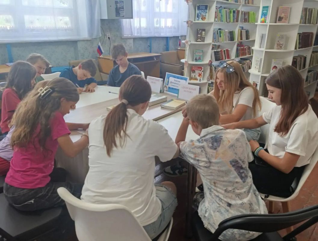 В библиотеке-филиале №7 с. Рыбянцево МБУ «Новопсковская ЦБС» прошло интересное мероприятие под названием «Знатоки финансовой грамотности» В библиотеке-филиале №7 с. Рыбянцево МБУ «Новопсковская ЦБС» прошло интересное мероприятие под названием «Знатоки финансовой грамотности»