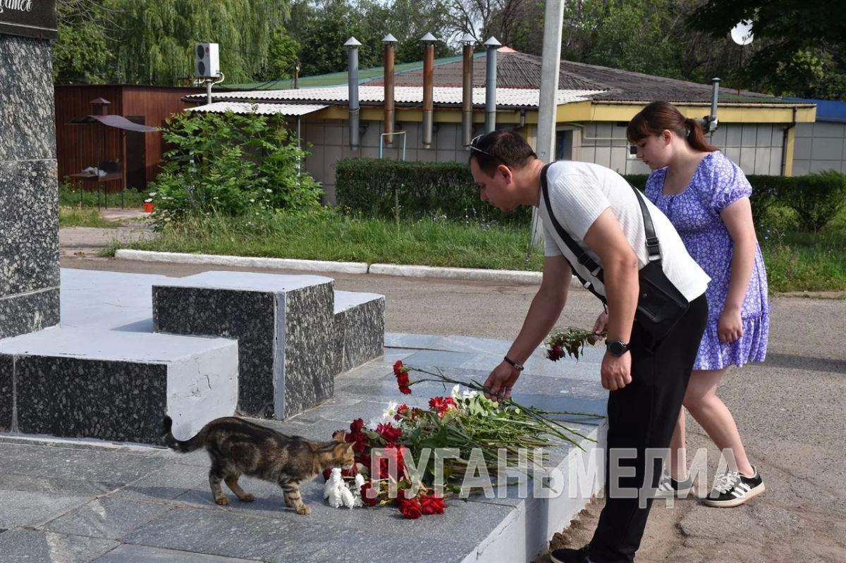 В Первомайске прошло мероприятие, посвященное 118-летию со дня рождения писателя и журналиста Бориса Горбатова В Первомайске прошло мероприятие, посвященное 118-летию со дня рождения писателя и журналиста Бориса Горбатова