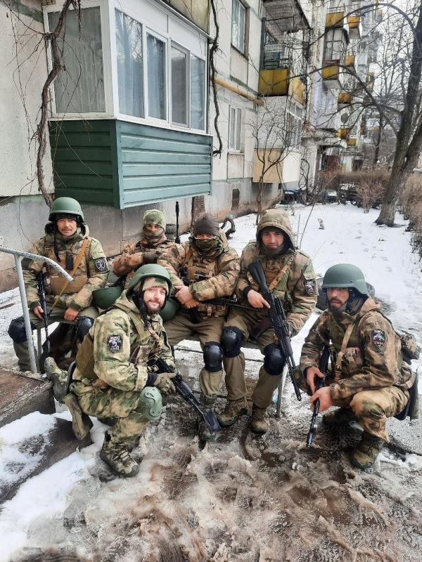 Я верю в Бога. Я служу в спецназе «Ахмат» Я верю в Бога. Я служу в спецназе «Ахмат»