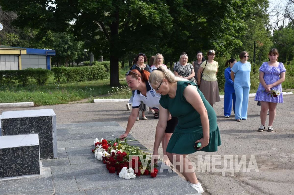 В Первомайске прошло мероприятие, посвященное 118-летию со дня рождения писателя и журналиста Бориса Горбатова В Первомайске прошло мероприятие, посвященное 118-летию со дня рождения писателя и журналиста Бориса Горбатова