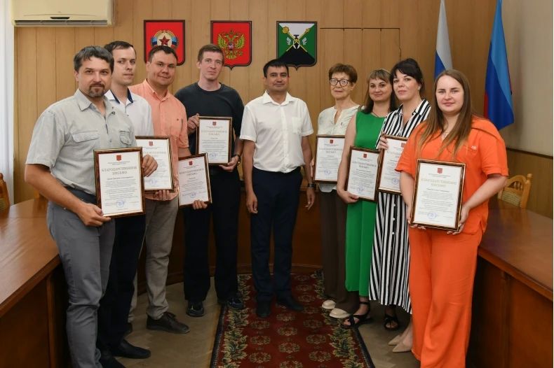 Свердловских представителей медиа отметили от Министерства здравоохранения Красноярского края Свердловских представителей медиа отметили от Министерства здравоохранения Красноярского края