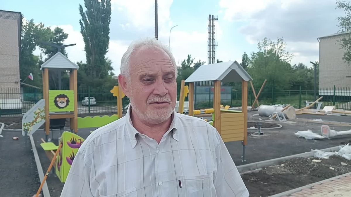 «Улица Чехова: шаг за шагом к комфортной среде» Благоустройство общественных пространств — это не просто строительные работы, а реальные изменения в повседневной жизни горожан. Именно такой эффект даёт федеральный проект...