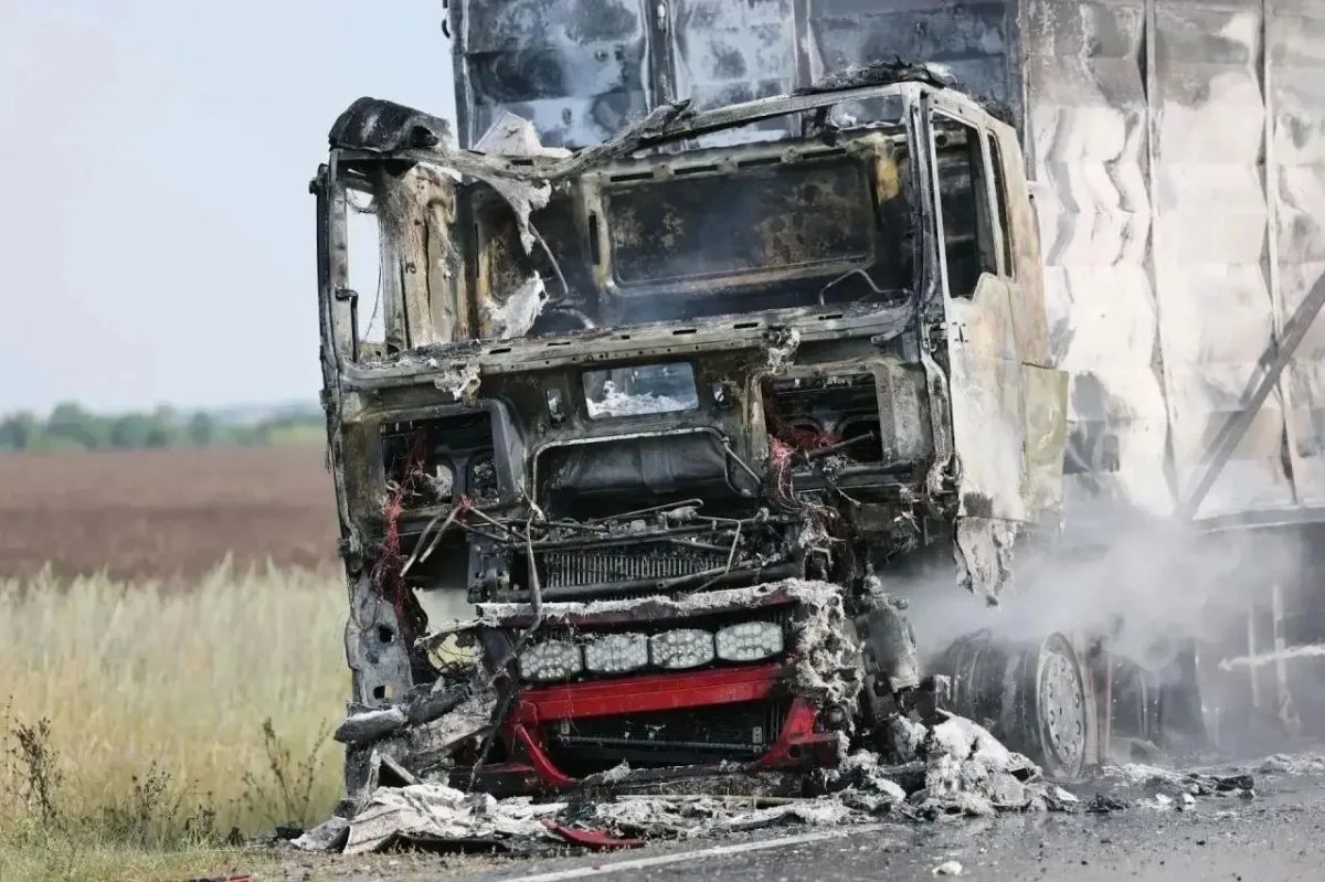 За прошедшие сутки украинские БПЛА несколькими волнами атаковали территорию ЛНР За прошедшие сутки украинские БПЛА несколькими волнами атаковали территорию ЛНР